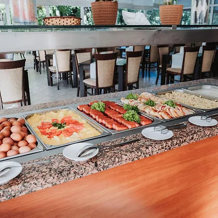 Gloria - Hotel Saints Constantine and Helena