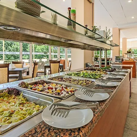 Gloria Hotel 3*